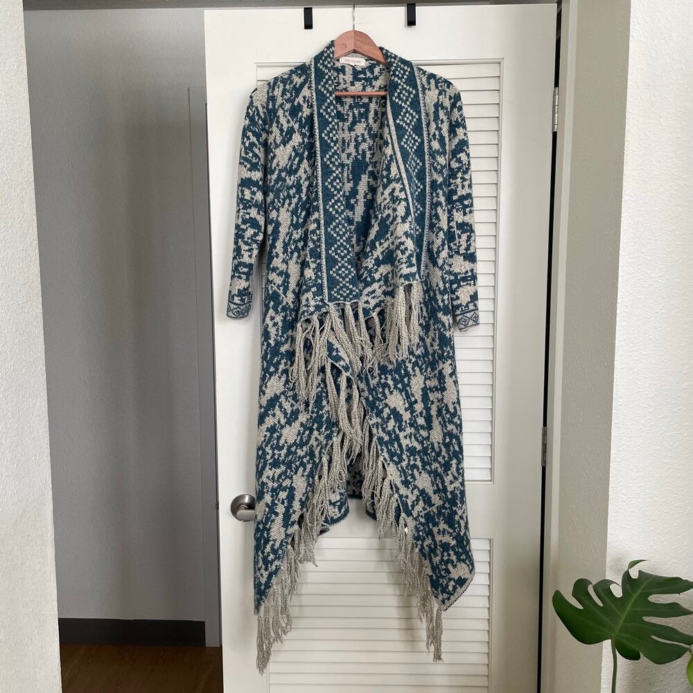 Solitaire Women's Small Teal Patterned Fringe Fly… - image 2